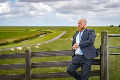 Aant Jelle Soepboer wil met Friese Nationale Partij naar Tweede Kamer: 'Meer geld naar regio's'