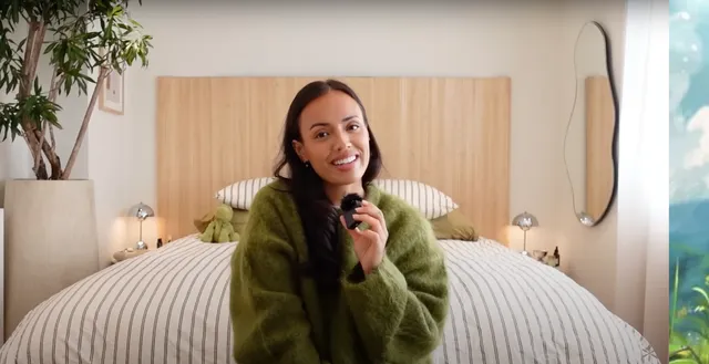 New age-influencer Widya Soraya deelt op YouTube haar getuigenis, hoe ze van spiritualiteit en new age naar het christendom is gegaan en in God is gaan geloven.