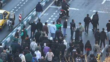 Heeft protest Iran zin? 'De Iraanse samenleving is volkomen anders dan twee weken geleden'