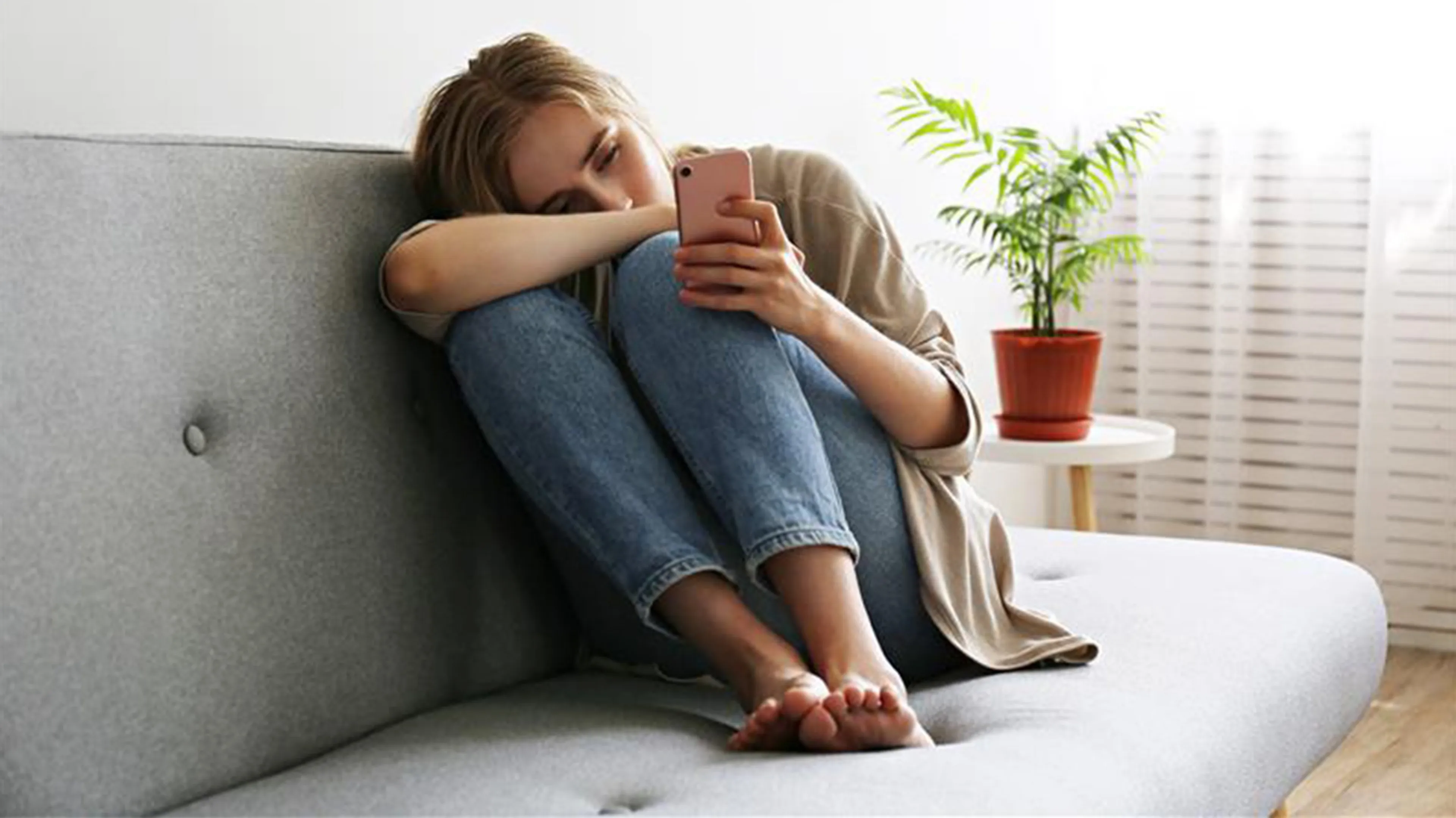 ChatGPT wordt vaak gebruikt als therapeut of psycholoog. Deze ontwikkeling is echter niet zonder risico's. In Dit is de Kwestie (EO) delen ervaringsdeskundigen en een psychiater hun verhaal.