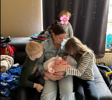 Lizzy's moeder is verstandelijk beperkt en kreeg nog een baby: hoe gaat het nu met Luna?