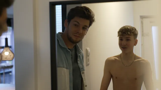 Presentator Joram Kaat en.