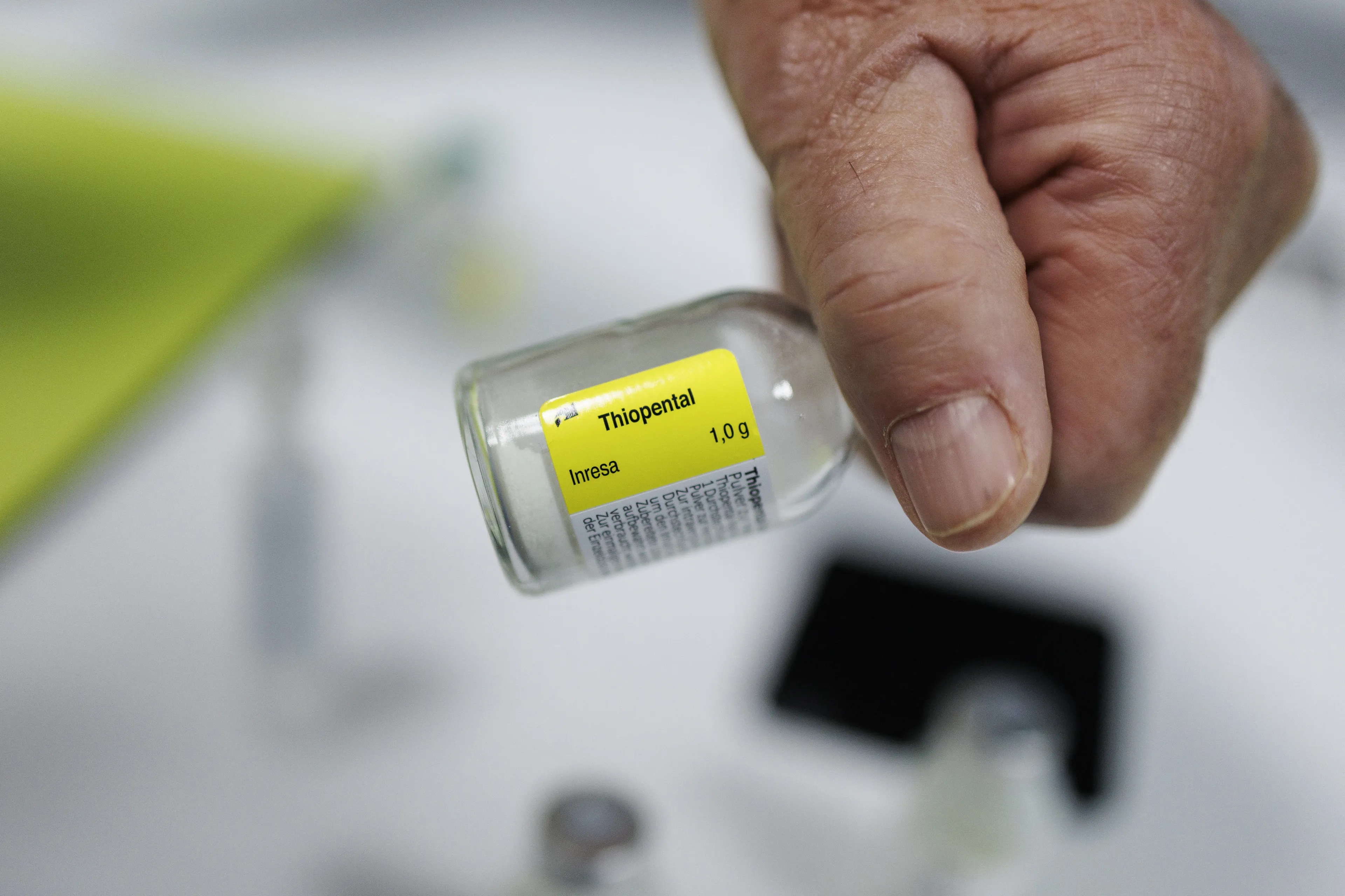 Euthanasie onder de 30, moet dat verboden worden? Of zal uitzichtloosheid bij jongeren verdwijnen?