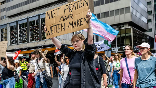 Elke 8 dagen wordt er een vrouw vermoord: hoe signaleer je femicide?.