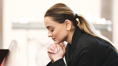 Gen Z’ers zijn geloviger dan millennials: hoe komt dat?