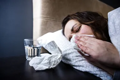 'Het is maar een snotneus': doen we te makkelijk over griep?