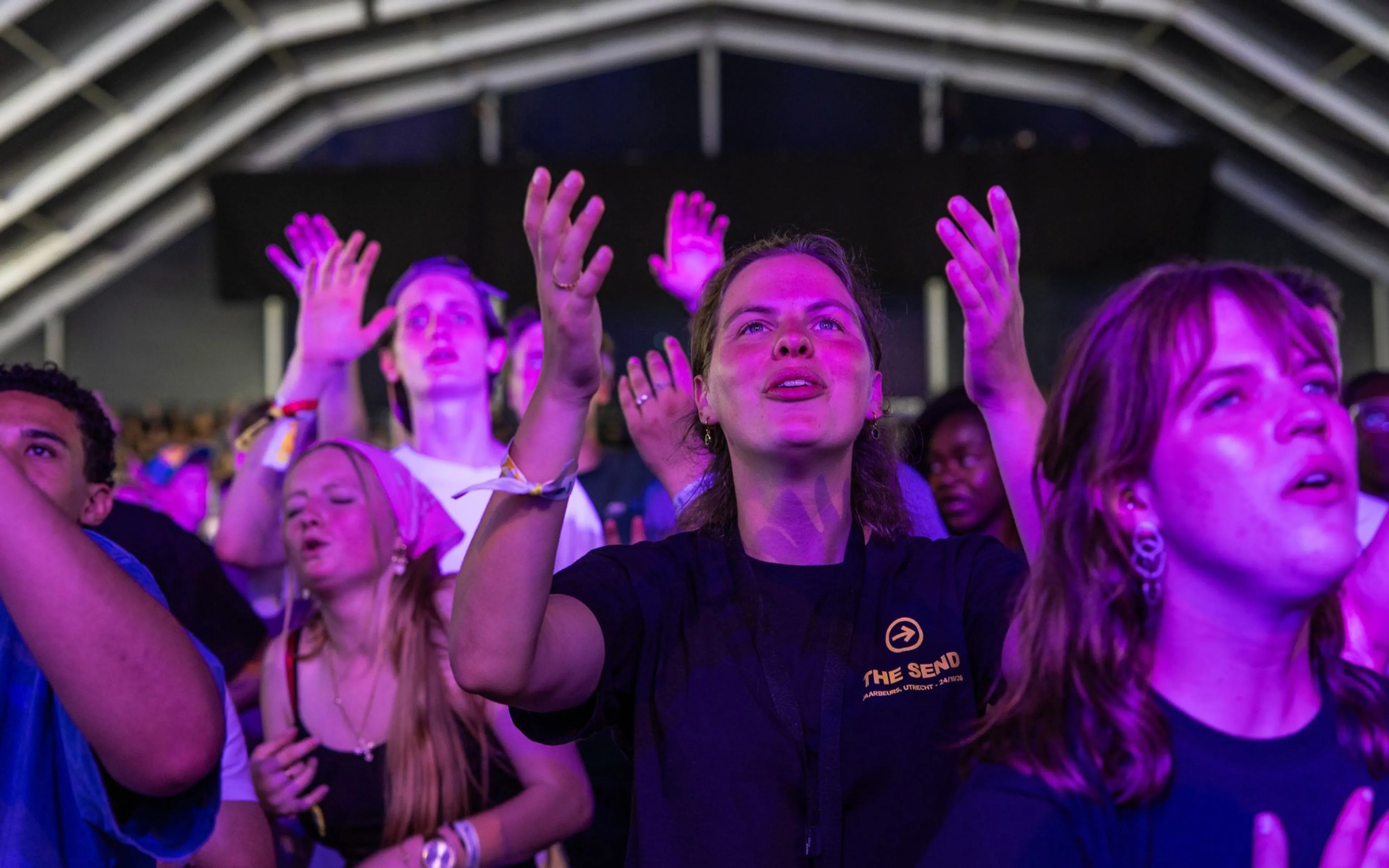 Online geloofscontent geeft jongeren steun en inspiratie, maar soms ook twijfel (Opwekking)