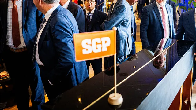 SGP-jongeren start campagne: Porno bevredigt niet.