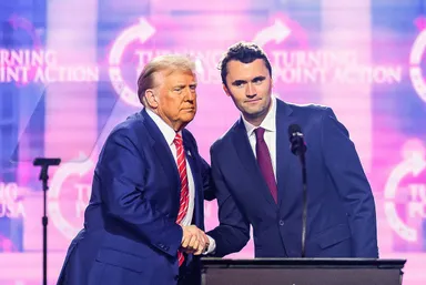 Charlie Kirk doodgeschoten: wie was hij?