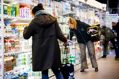 Duurdere boodschappen raken arme gezinnen het meest in de portemonnee