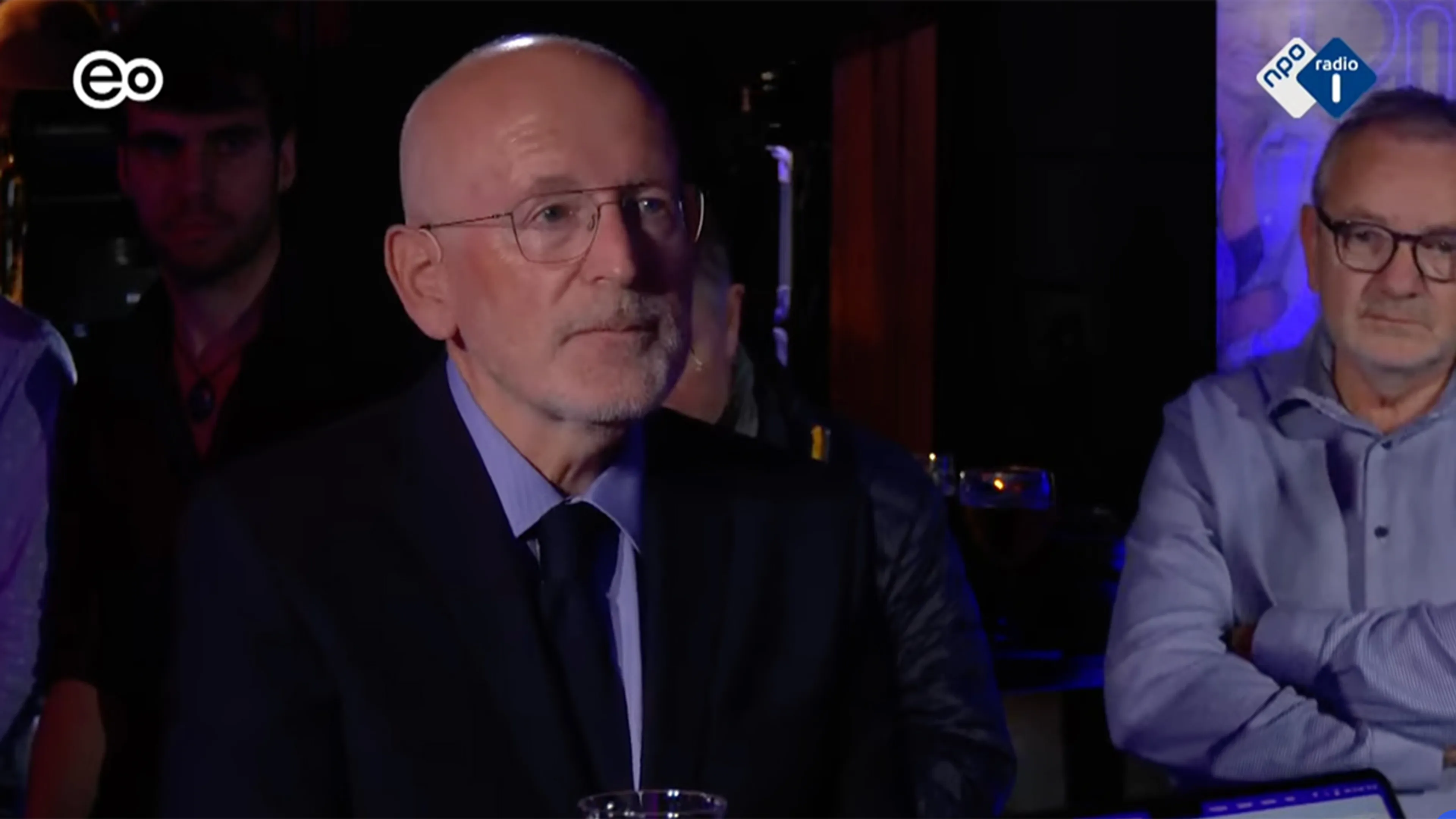 Timmermans wil eigen risico halveren: 'Arme mensen gaan te laat naar de dokter'