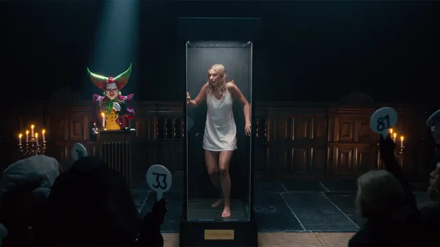 Walibi Holland kondigt het nieuwe thema van Halloween Fright Nights aan met een campagne waarin een vrouw wordt vermoord. Op social media regent het kritiek: "Femicide is geen decorstuk.".