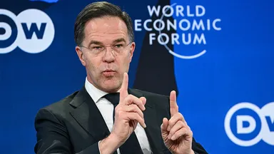 'Onze' Mark Rutte: een slappe slijmbal of een tactische held?