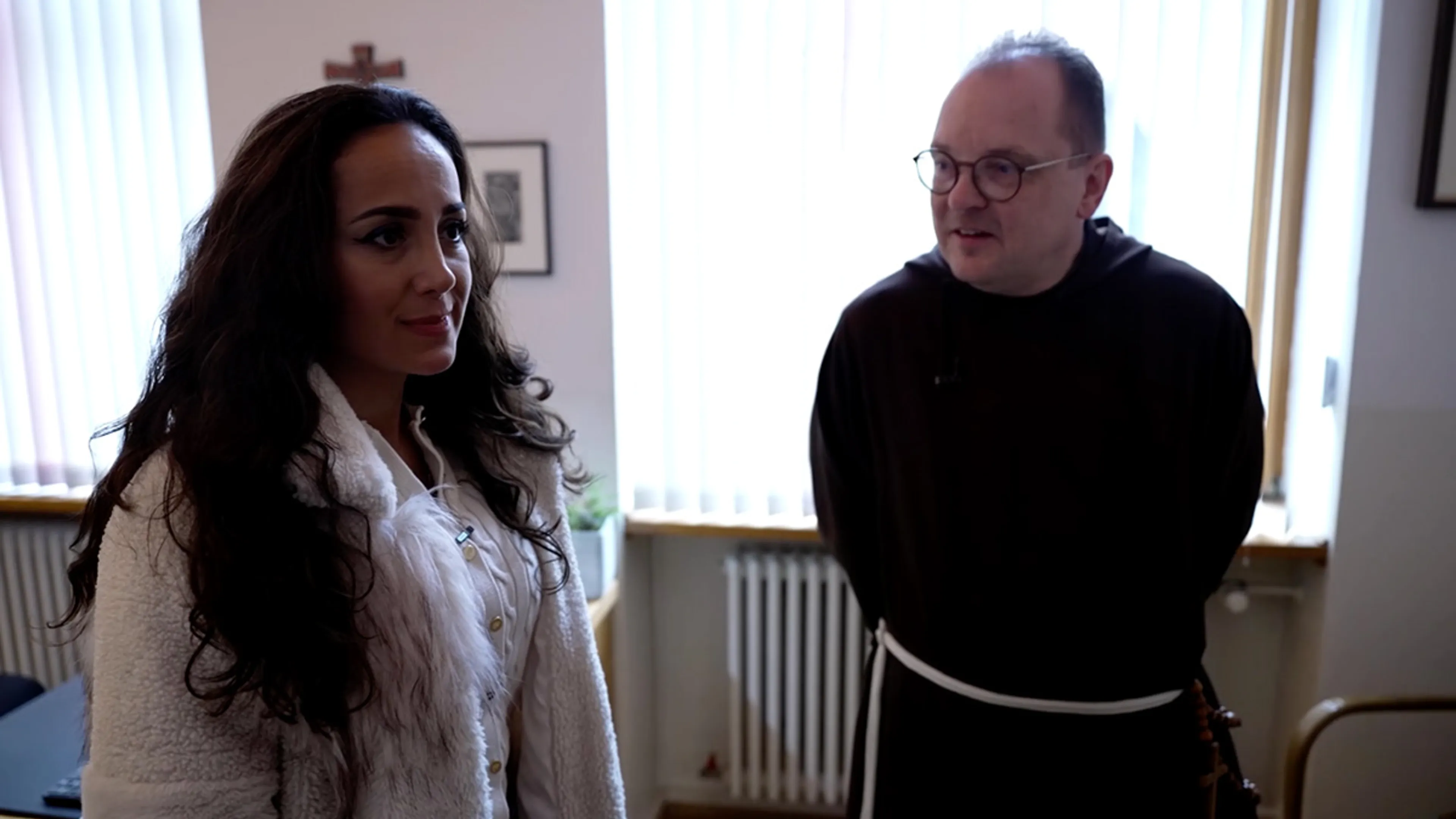 Kloosterbroeder redde Christina uit de gedwongen prostitutie: 'Mijn oom hield me gevangen'