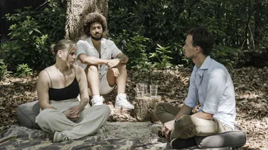 Ontsnapt uit een gesloten gemeenschap: 'Hij noemde mij zijn bezit'