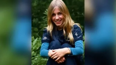 Ingrid (8) werd door haar moeder gedwongen tot seks voor geld: 'Ze noemde me een duivelskind'