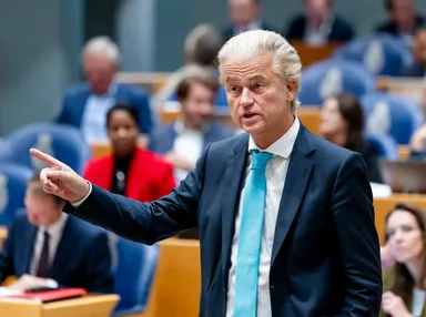 Politie corrigeert Geert Wilders na verhaal over mishandeling: 'Het waren niet twintig Marokkanen'