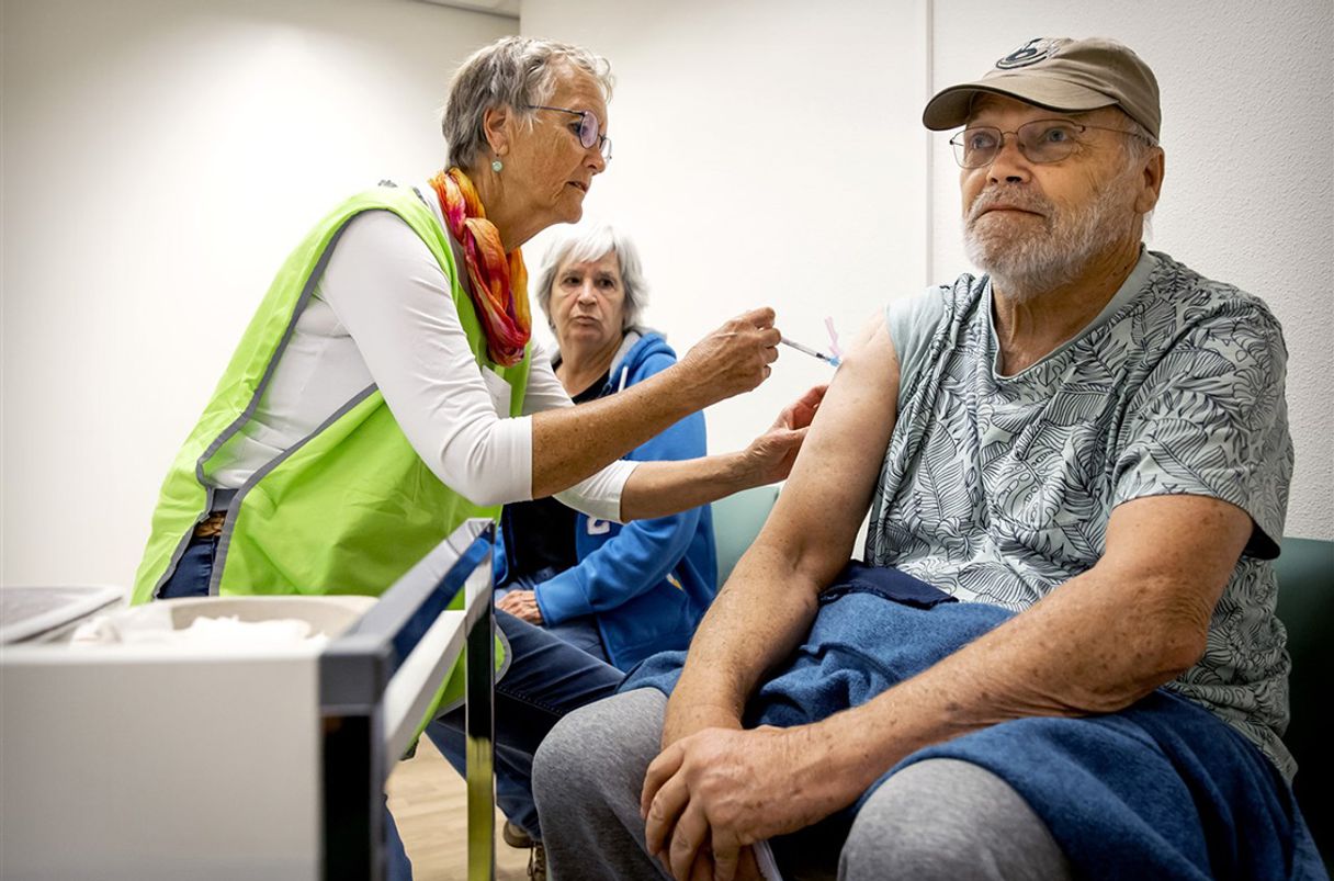 Najaarsvaccinatie start binnenkort: wie komt in aanmerking voor de coronaprik?