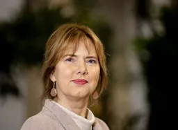 Cora van Nieuwenhuizen