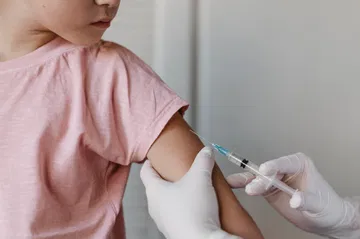 Moet vaccineren verplicht worden? ‘Ik ben bang dat dwang weerstand oproept'