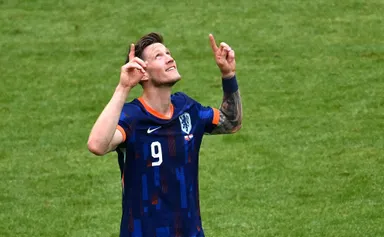 Veel voetballers van Nederlands elftal delen geloof: 'Doe dat lekker in de kerk, maar niet in de kleedkamer'