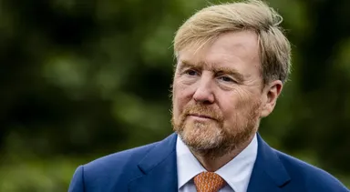 Moet koning Willem-Alexander ook inkomstenbelasting gaan betalen?