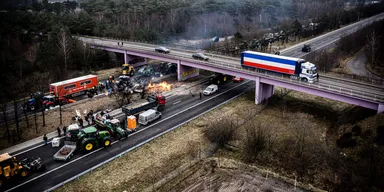 Brussel versoepelt Europese regels voor boeren: hoe verstandig is dat?