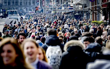 Hoe houden we de bevolkingsgroei onder controle? 'Vrouwen moeten meer kinderen krijgen'