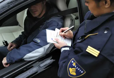 Zijn de verkeersboetes in Nederland te hoog?