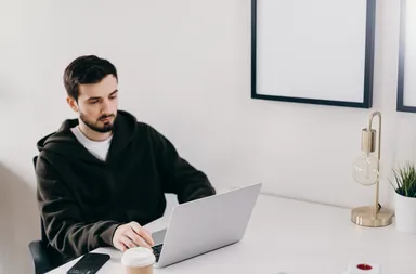 Zijn we het kijken van porno té normaal gaan vinden?