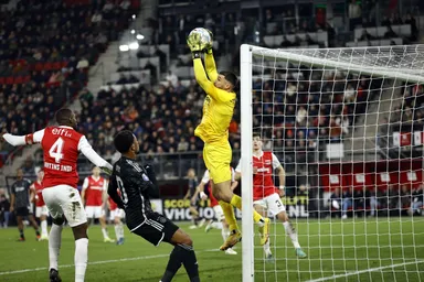 Effectieve speeltijd, tijdstraffen, de self-pass: maken nieuwe spelregels voetbal leuker?