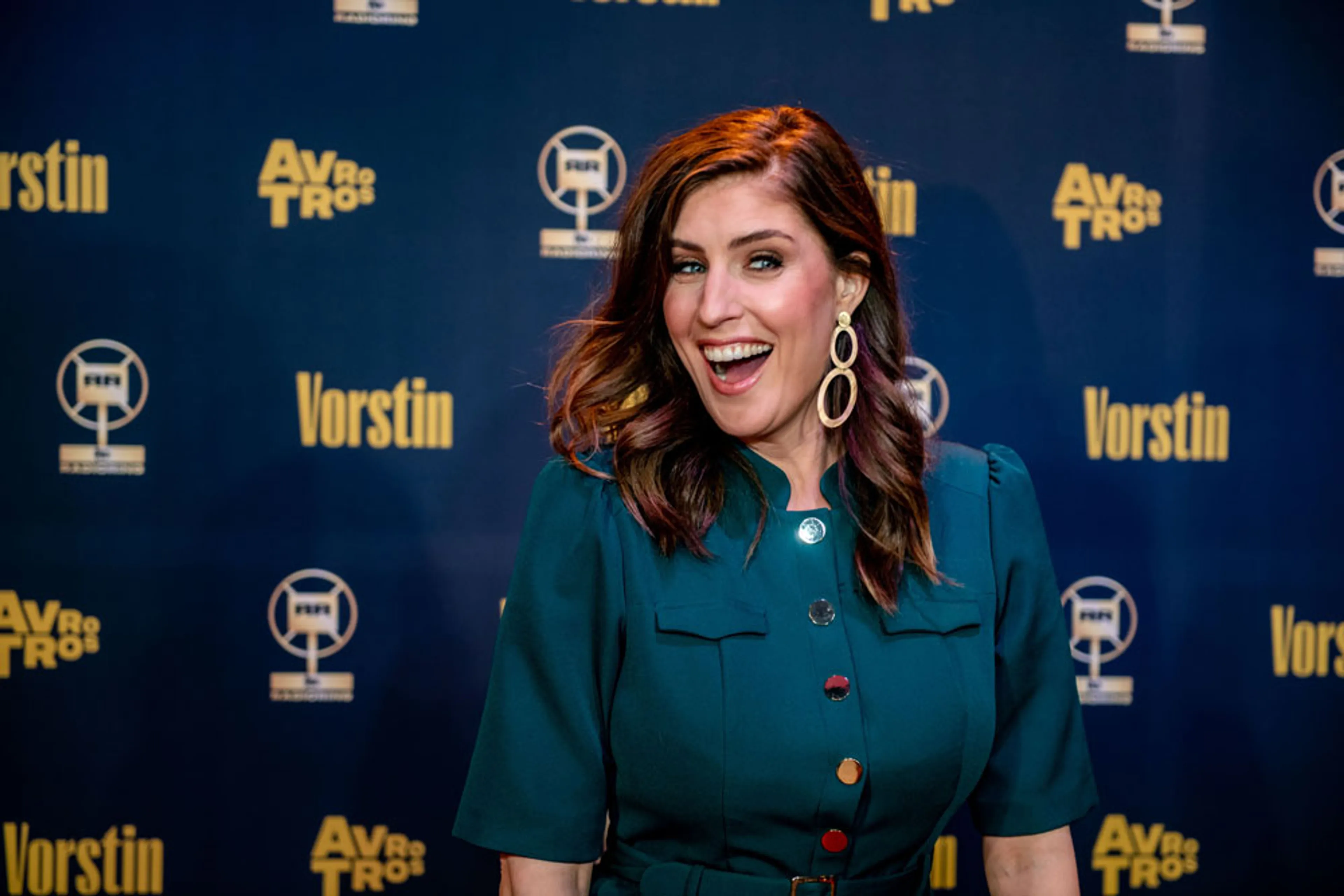 Marieke Elsinga op de rode loper voorafgaand aan het Gouden RadioRing Gala 2023.