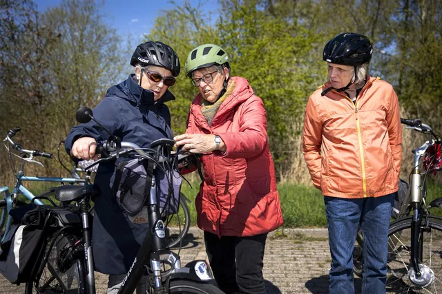 Is het tijd voor een helmplicht op alle fietsen?.