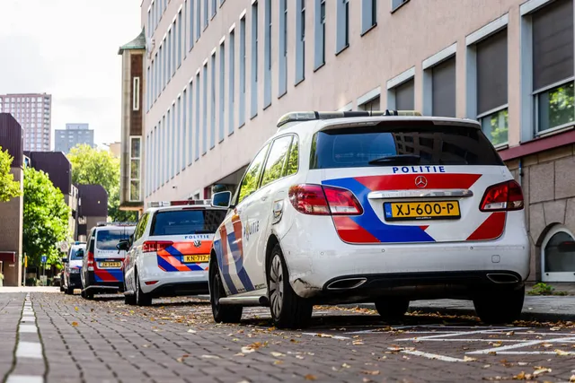 Politieauto's voor het politiebureau van Rotterdam.