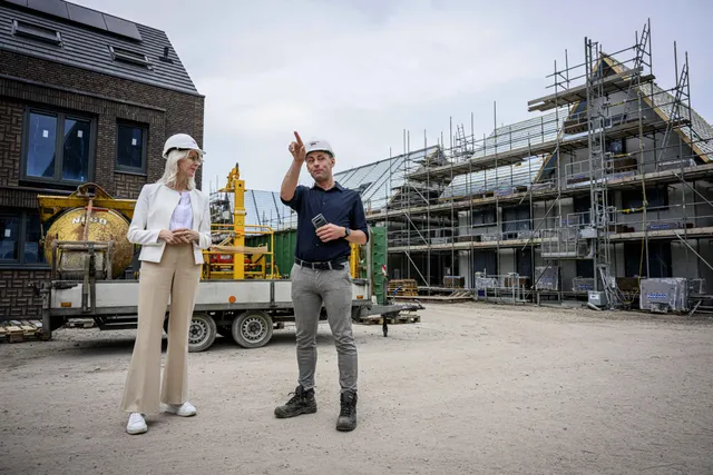 Nieuwbouw Mona Keijzer BBB geen verplichting nestkast vleermuis huismus zwaluw.