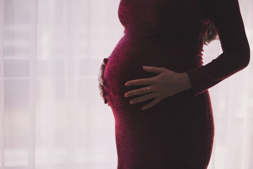 Worden zwangere vrouwen gediscrimineerd op de arbeidsmarkt?