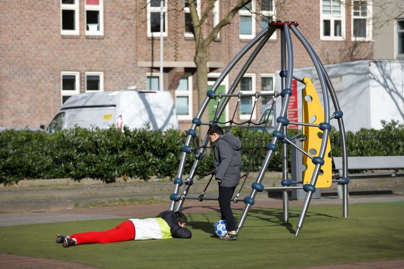 Waarom we een verkeerd beeld hebben van armoede: 'Arme kinderen zijn zielig, maar arme ouders zijn dom'